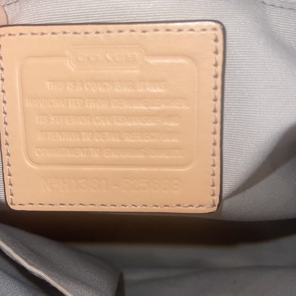 Coach handbag purse - Picture 2 of 10